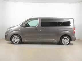 Peugeot Traveller - 2017
