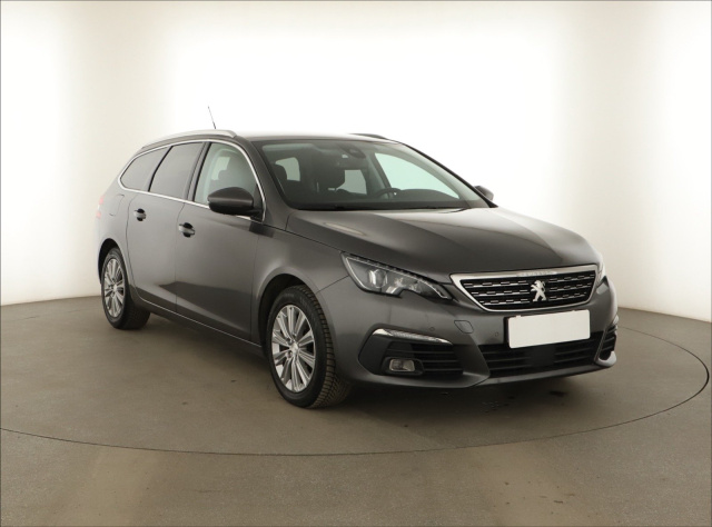 Peugeot 308 2021