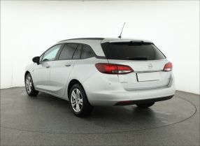 Opel Astra - 2016
