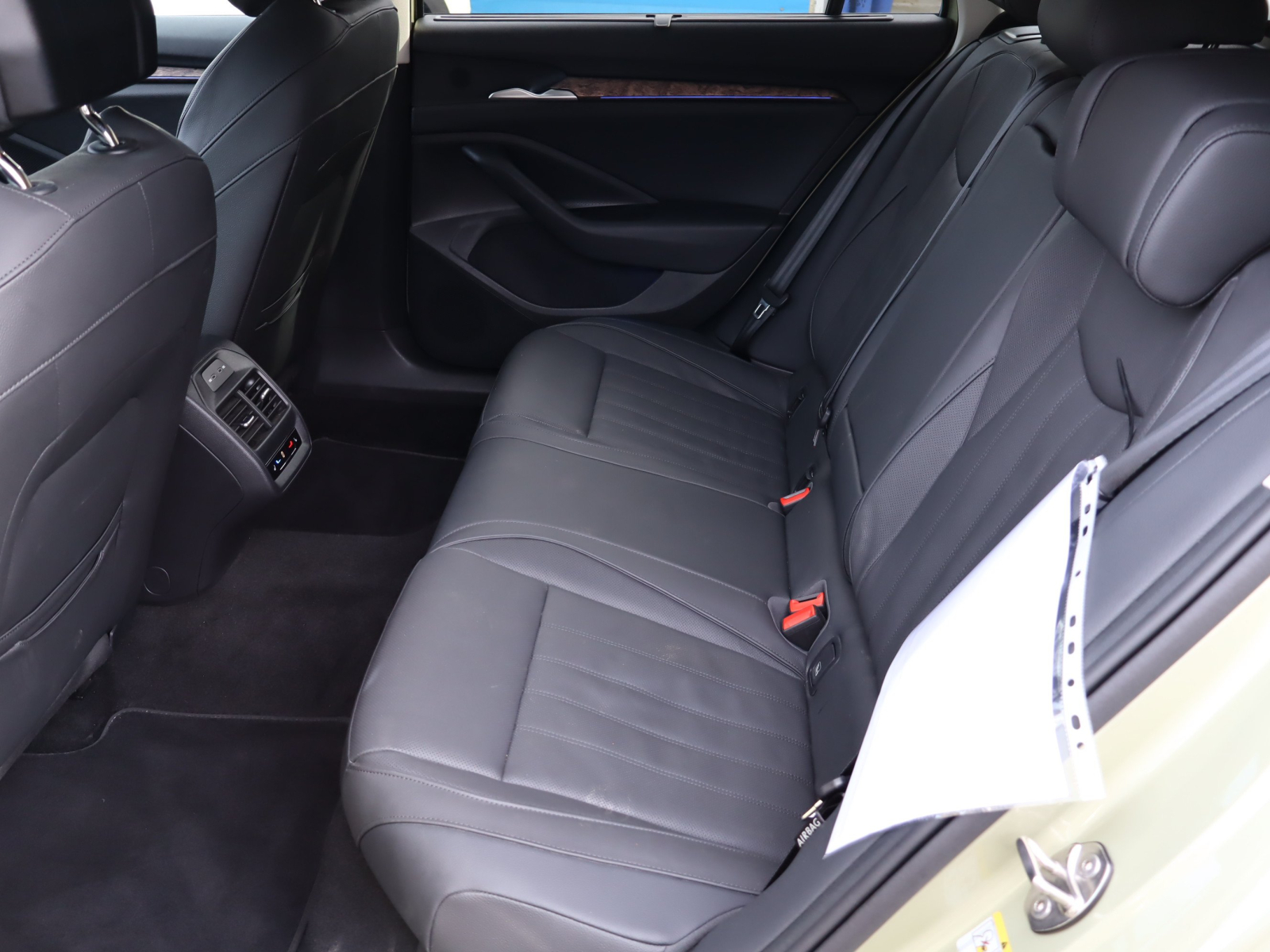 Škoda Superb - 2024