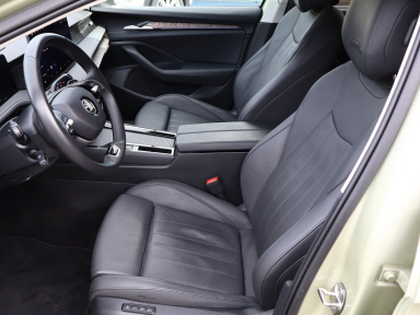 Škoda Superb - 2024