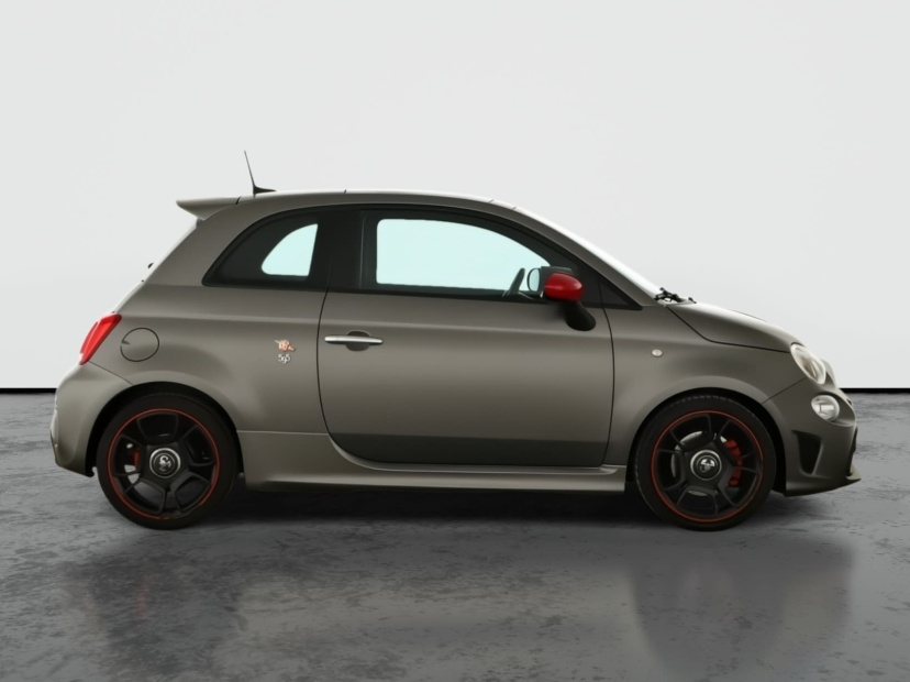 Abarth 595, 2021