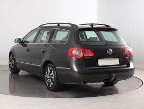 Volkswagen Passat - 2010