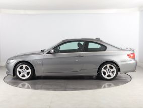 BMW 3 - 2011