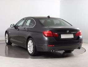 BMW 5 - 2011
