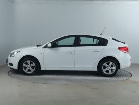Chevrolet Cruze - 2012