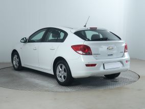 Chevrolet Cruze - 2012
