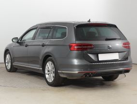 Volkswagen Passat - 2016