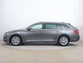 Skoda Superb - 2022