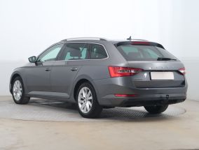 Skoda Superb - 2022
