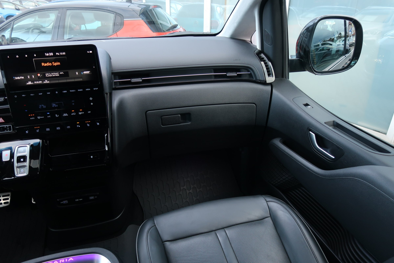 Hyundai Staria - 2022