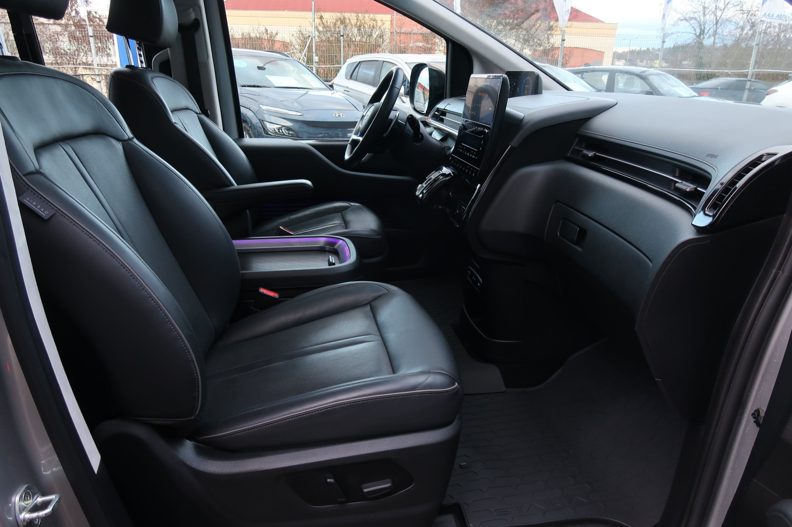 Hyundai Staria - 2022