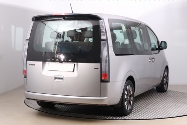 Hyundai Staria - 2022