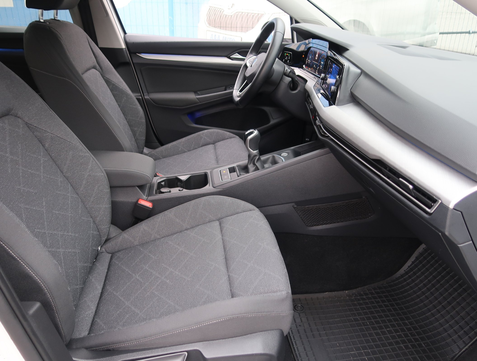 Volkswagen Golf - 2022