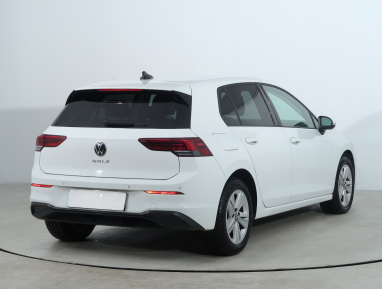 Volkswagen Golf - 2022