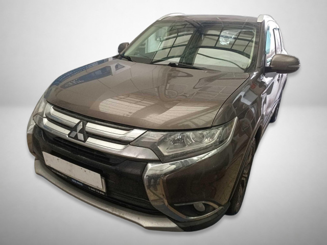Mitsubishi Outlander 2016