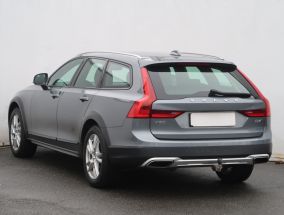 Volvo V90 Cross Country - 2019