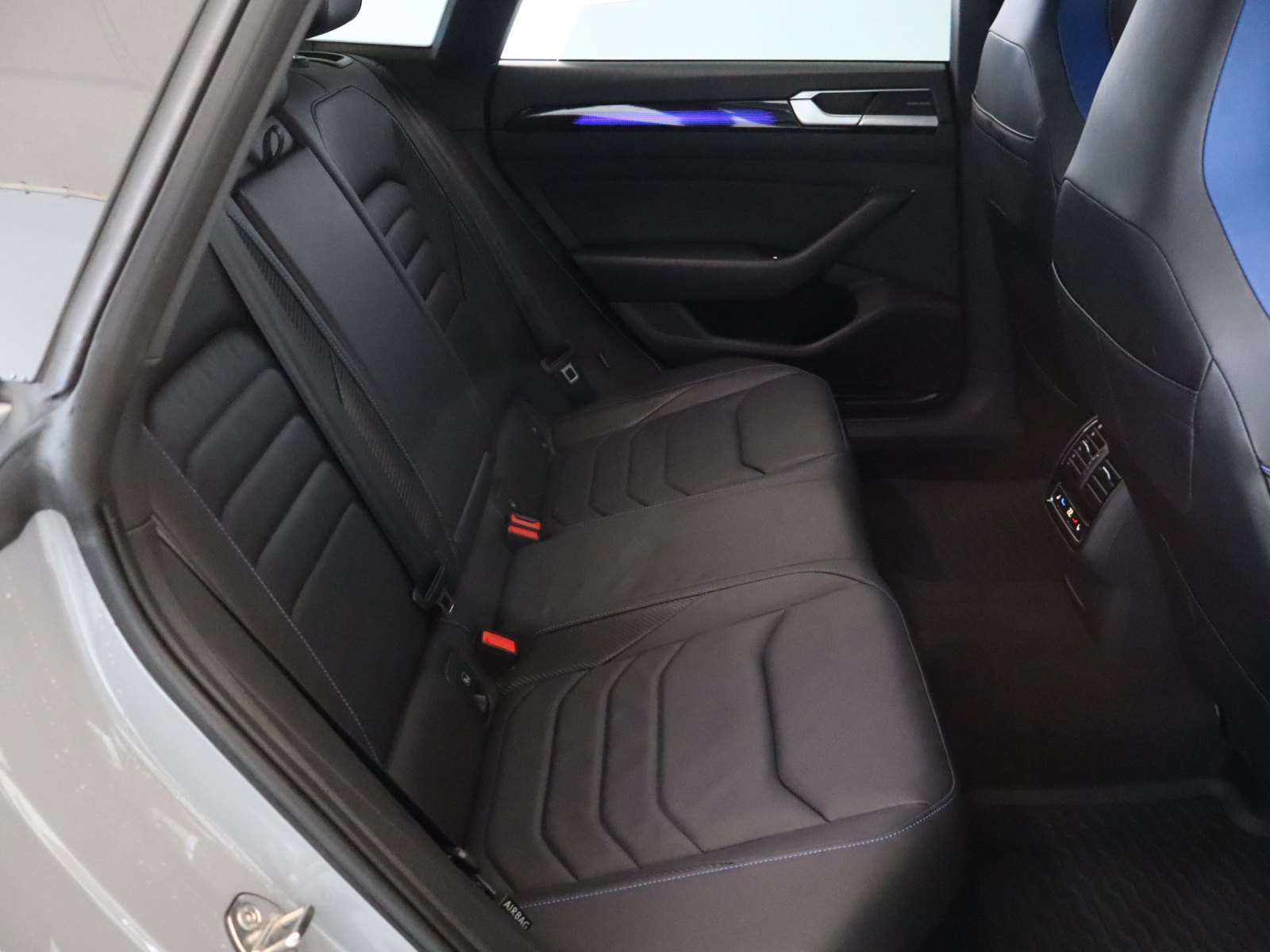 Volkswagen Arteon - 2023