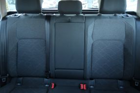 Volkswagen Golf - 2023