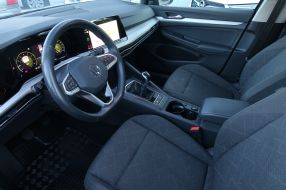 Volkswagen Golf - 2023