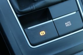 Volkswagen Golf - 2023