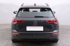 Volkswagen Golf - 2023