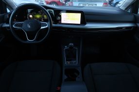 Volkswagen Golf - 2023