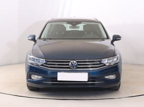 Volkswagen Passat - 2021