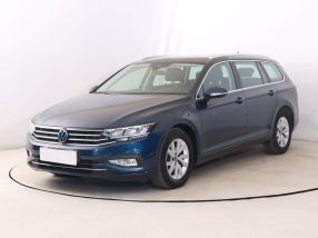 Volkswagen Passat - 2021