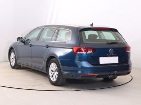 Volkswagen Passat - 2021