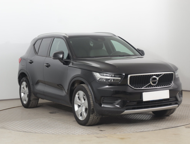 Volvo XC40 2021