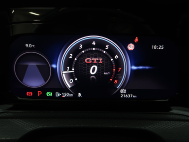 Volkswagen Golf - 2021