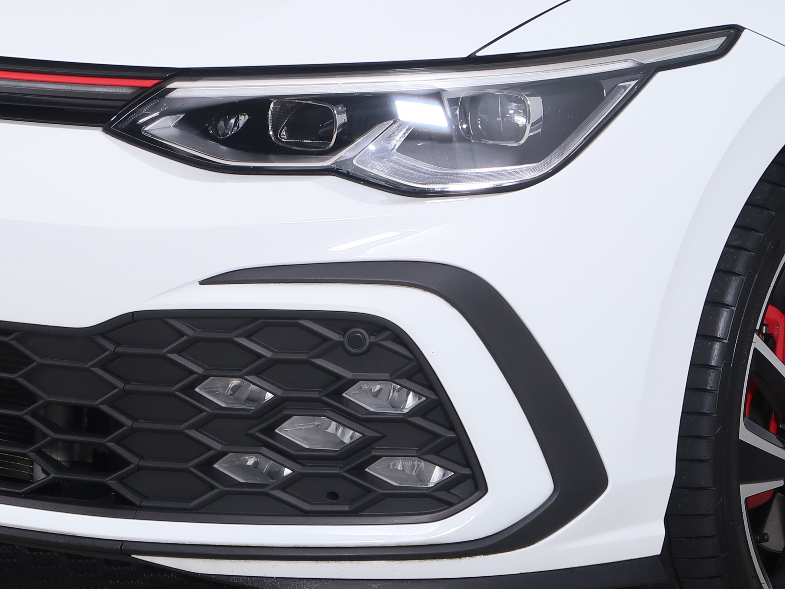 Volkswagen Golf - 2021