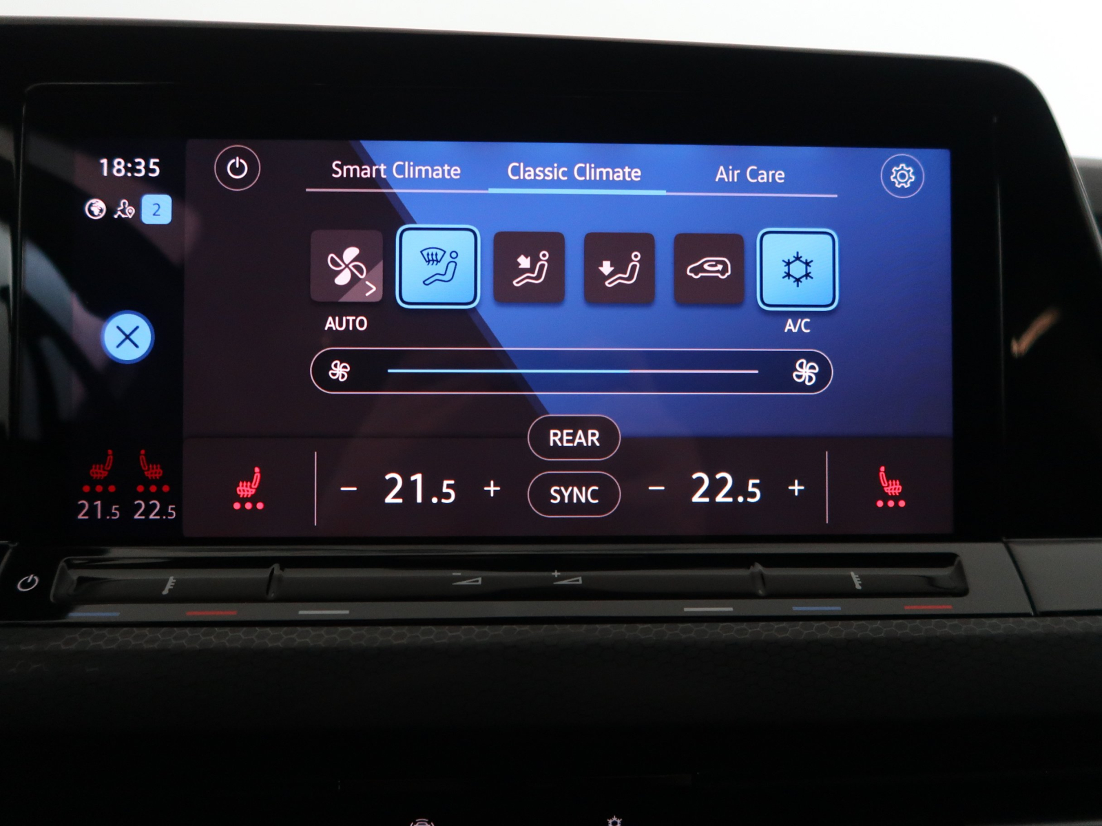 Volkswagen Golf - 2021