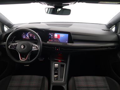 Volkswagen Golf - 2021