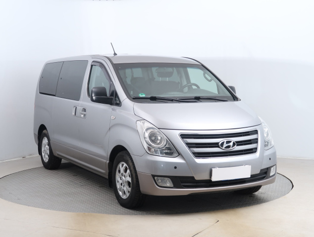 Hyundai H-1 Tour 2013