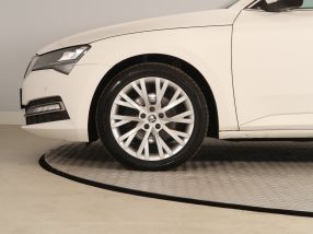 Škoda Superb - 2019