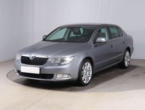 Škoda Superb - 2011
