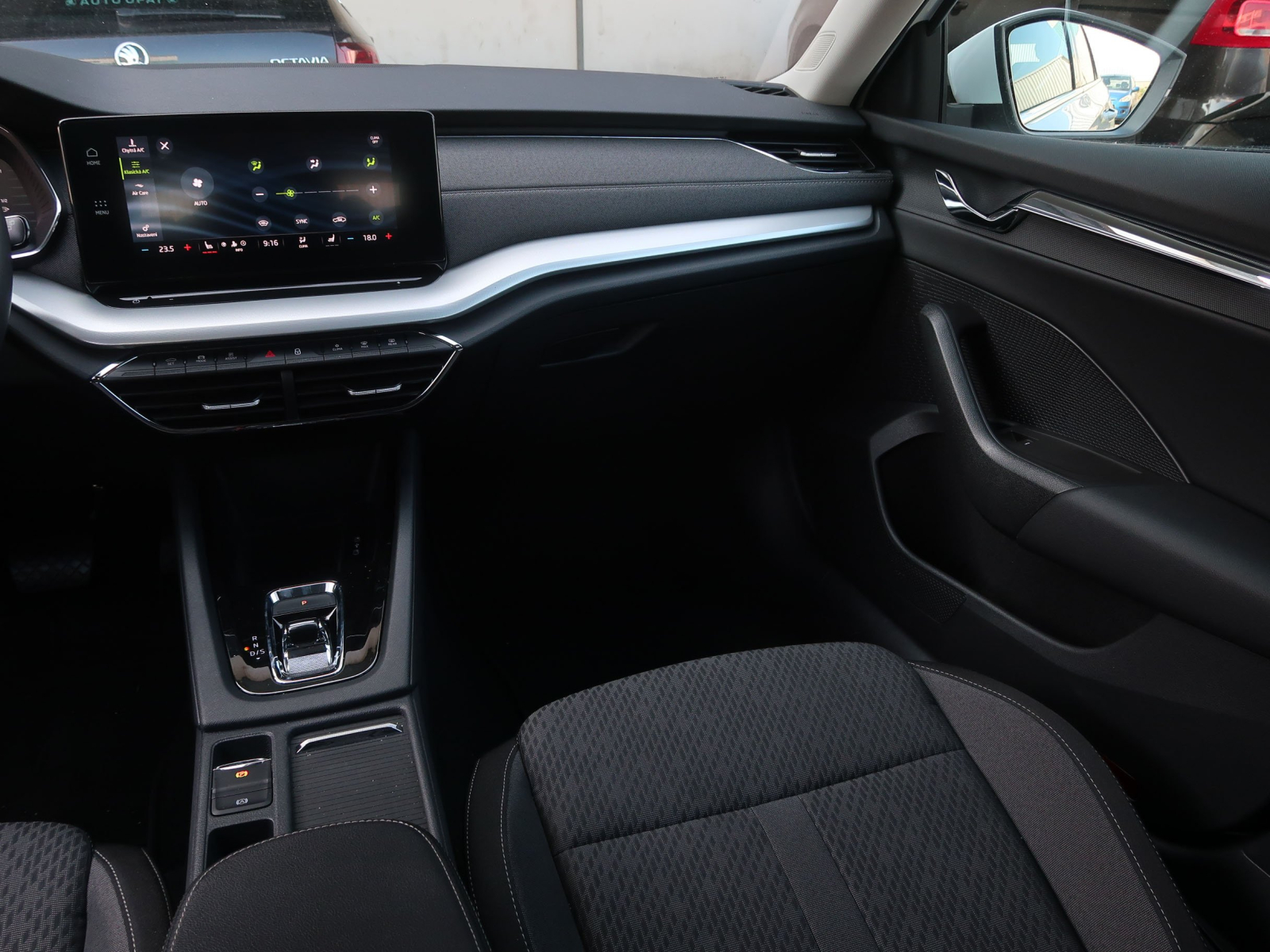 Škoda Octavia - 2023