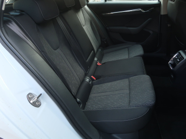 Škoda Octavia - 2023