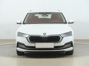 Škoda Octavia - 2023