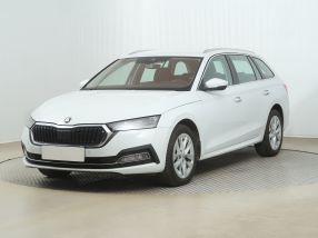 Škoda Octavia - 2023