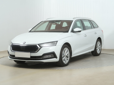 Škoda Octavia - 2023