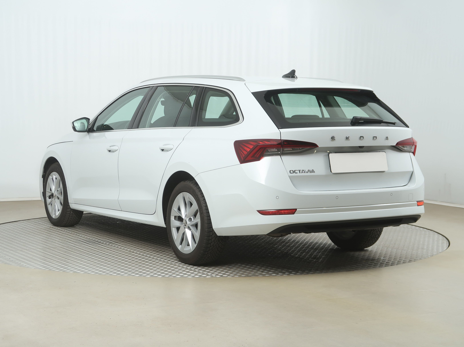 Škoda Octavia - 2023