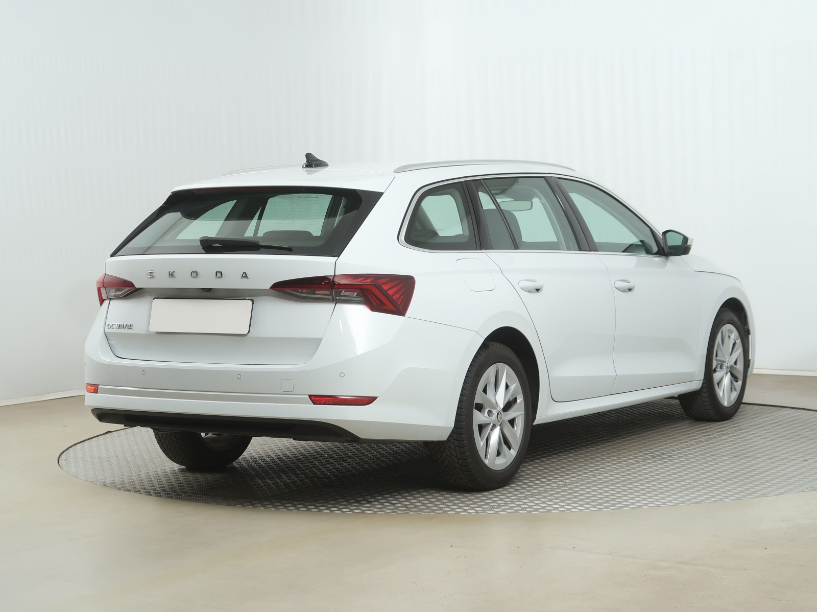 Škoda Octavia - 2023