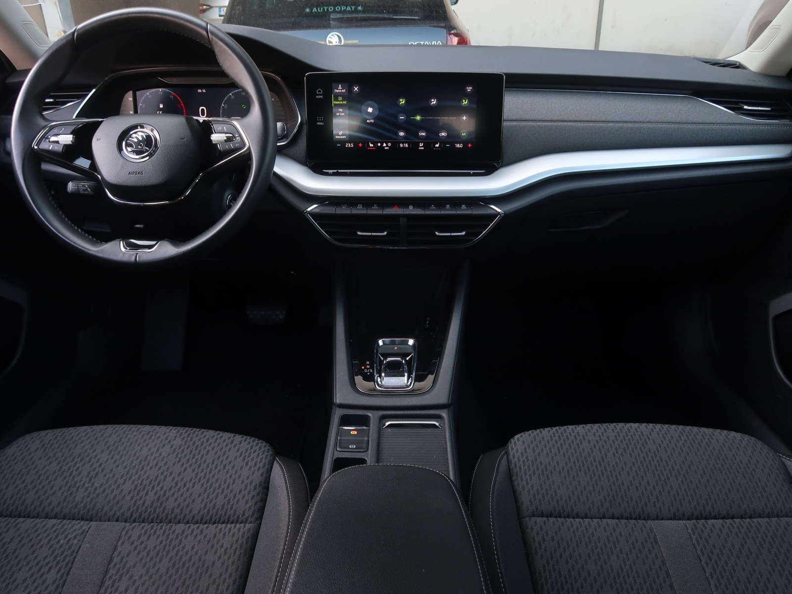 Škoda Octavia - 2023