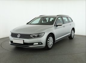 Volkswagen Passat - 2015