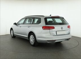 Volkswagen Passat - 2015