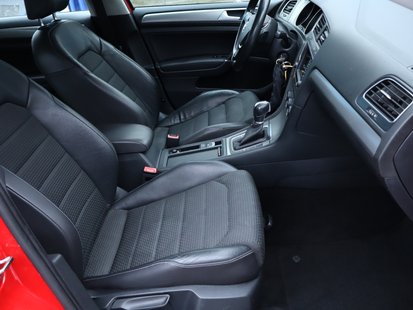 Volkswagen Golf, 2015