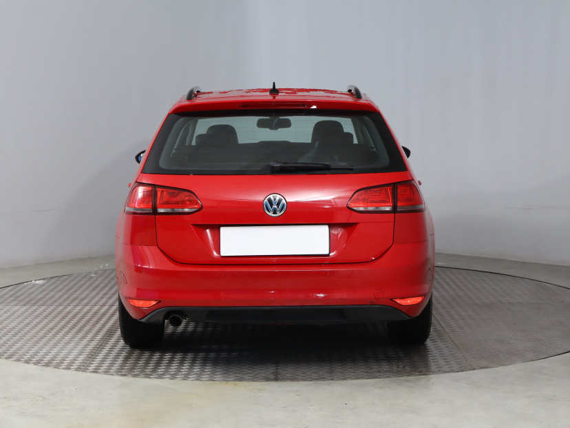 Volkswagen Golf, 2015